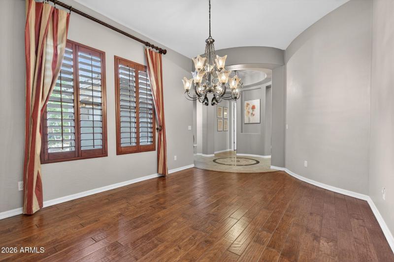 57-web-or-mls-057_A7401603