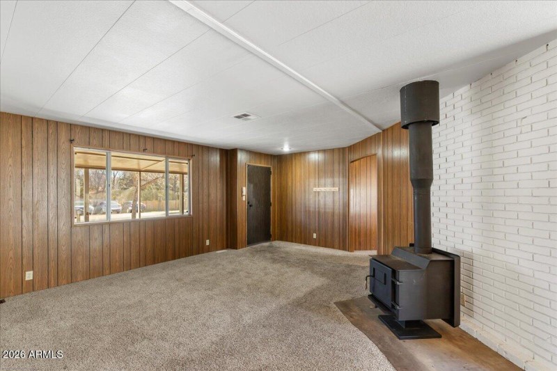 Living Room - 202 W Merritt St