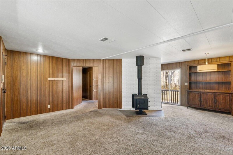 Living Room - 202 W Merritt St