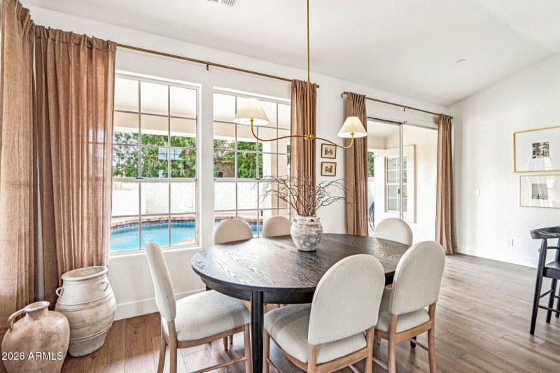 16-web-or-mls-W Peninsula Cir-S0503-014