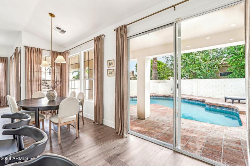 17-web-or-mls-W Peninsula Cir-S0503-015