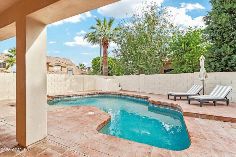 36-web-or-mls-W Peninsula Cir-S0503-034