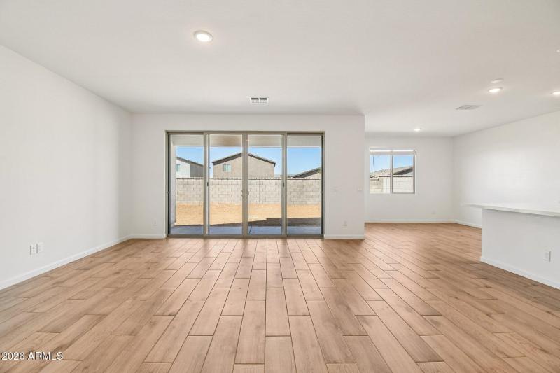 7-web-or-mls-Buckaroo Rd-S0403-007