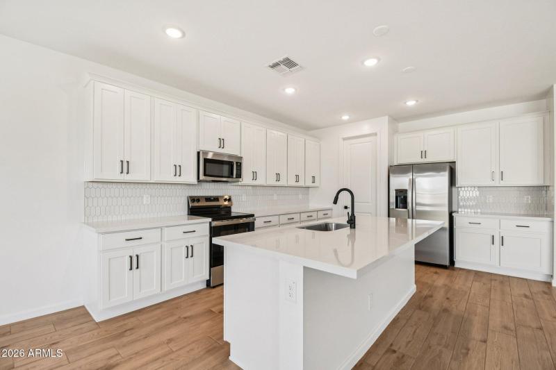 13-web-or-mls-Buckaroo Rd-S0403-013