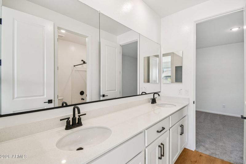 19-web-or-mls-Buckaroo Rd-S0403-019