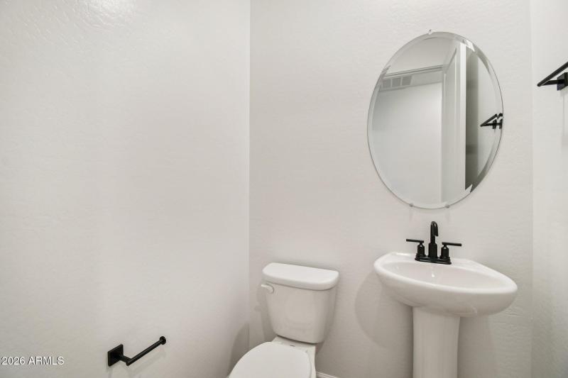 24-web-or-mls-Buckaroo Rd-S0403-024