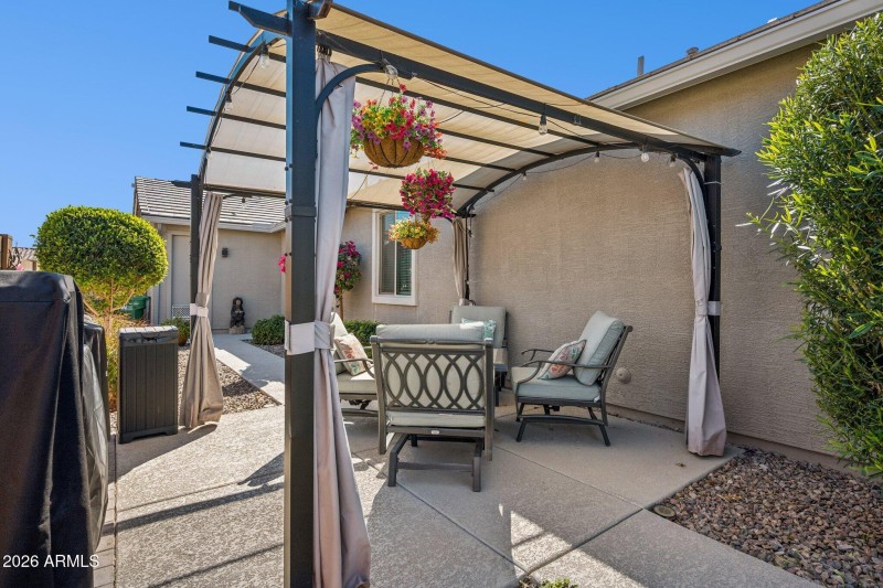 39-web-or-mls-40546-w-little-dr