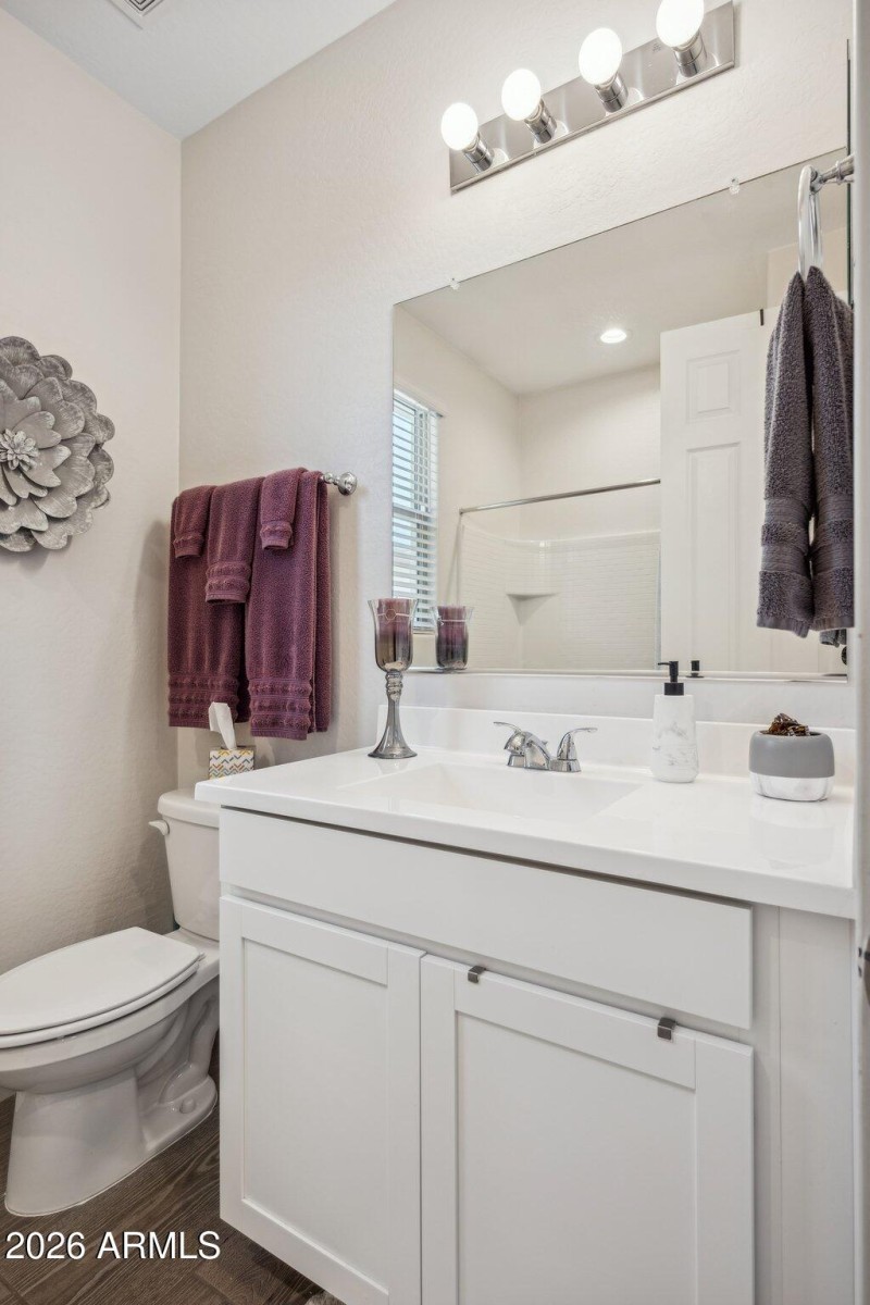 22-web-or-mls-40546-w-little-dr