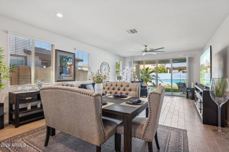 9-web-or-mls-40546-w-little-dr