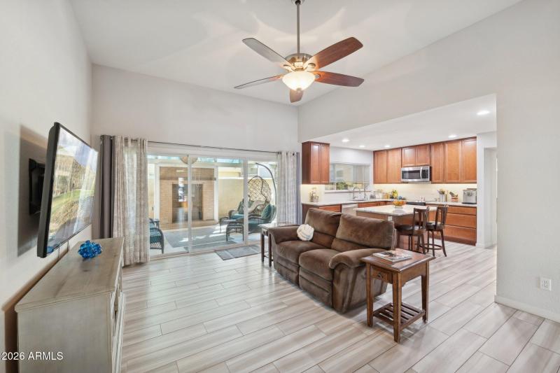 19-web-or-mls-6214-n-21st-dr