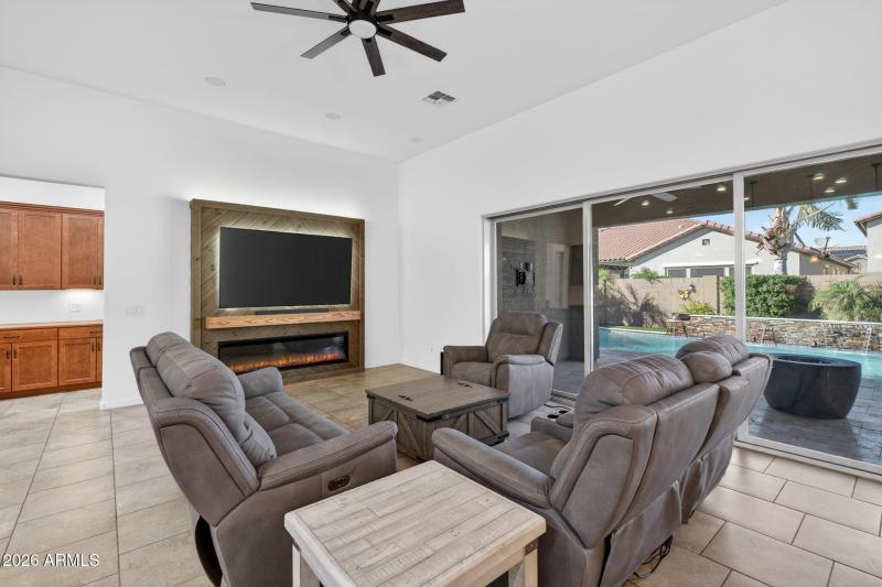 12-web-or-mls-Untitled-12