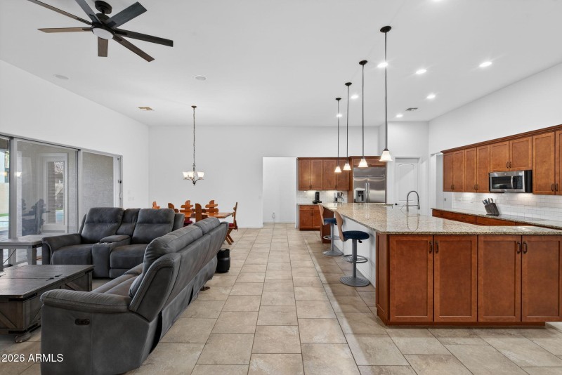 22-web-or-mls-Untitled-22