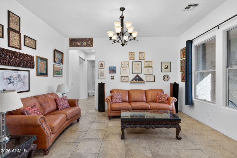 24-web-or-mls-Untitled-24