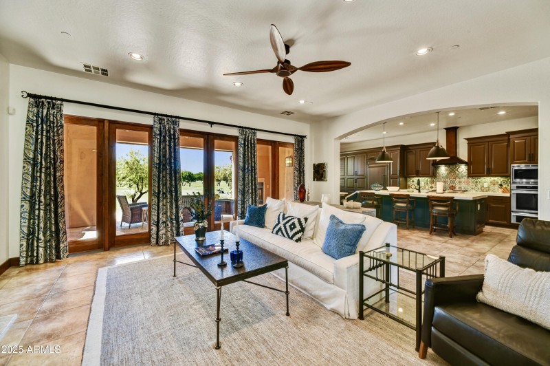 47-Family to Kitchen