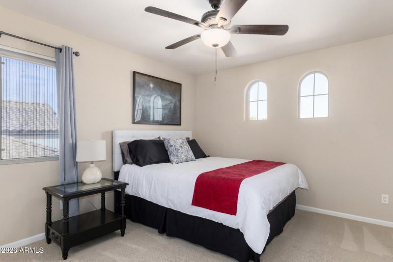 Upstairs Guest Bedroom 2
