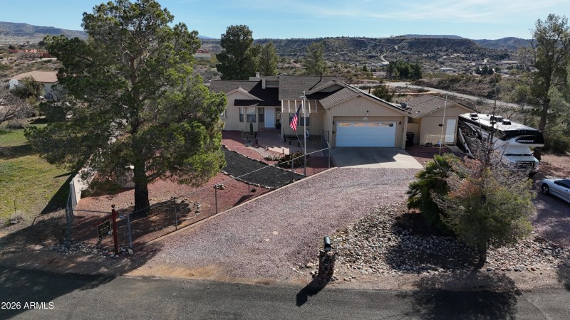 8FFC1A1C-A244-4CDB-A80E-B8E0E4894177