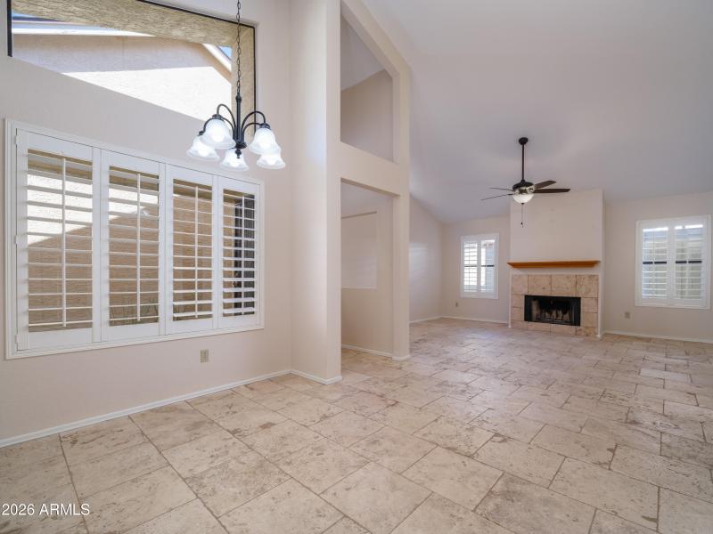 1836 N Stapley Dr-14