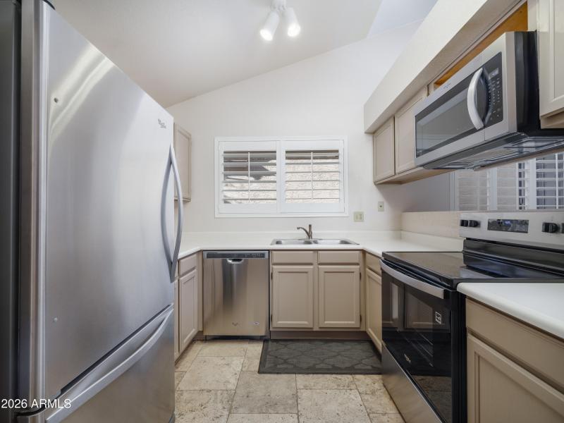 1836 N Stapley Dr-20