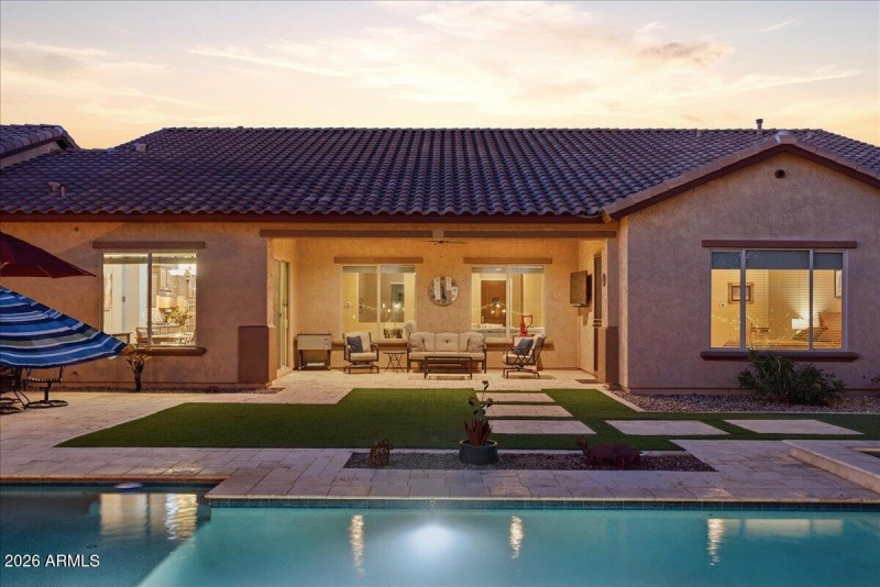 12-Twilight Back of Home