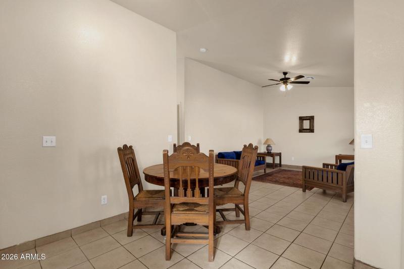 17-web-or-mls-1121-north-25th-pl-unit-1