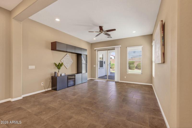 33_20556_W_Point_Ridge33_mls