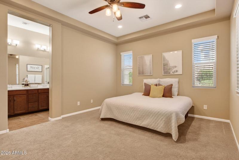 52_20556_W_Point_Ridge52_mls