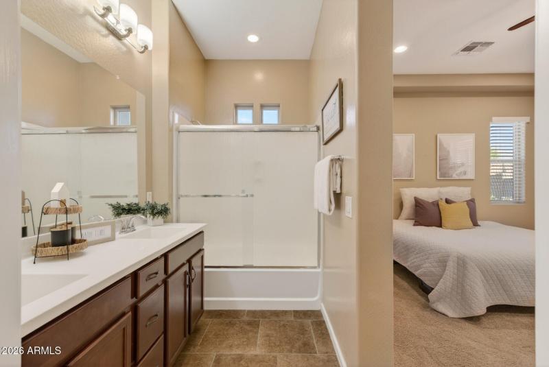 57_20556_W_Point_Ridge57_mls