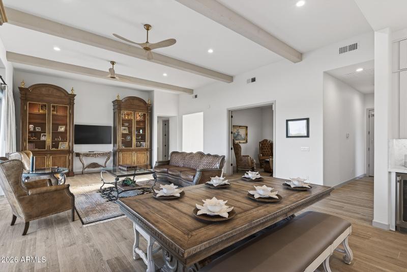 7) DINING TO GREAT ROOM