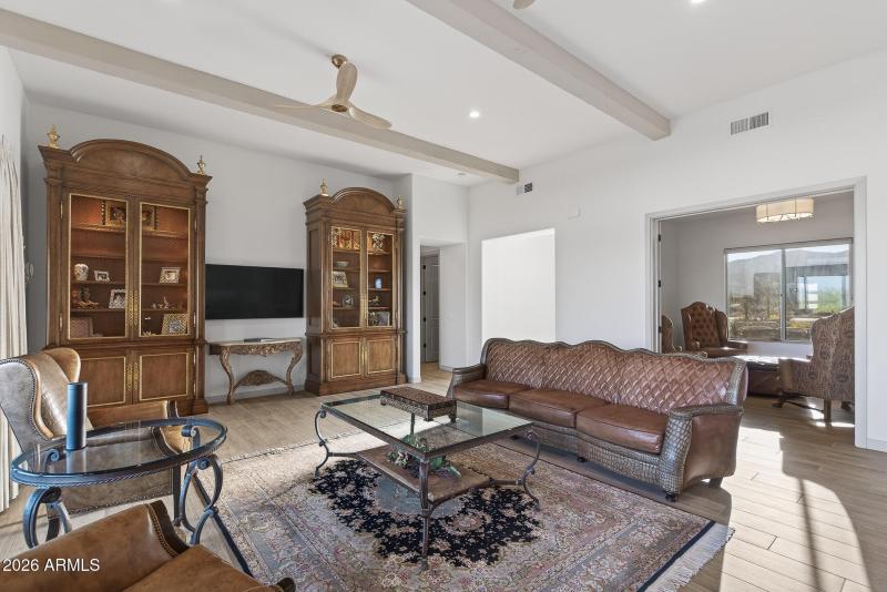 8) GREAT ROOM TO DEN