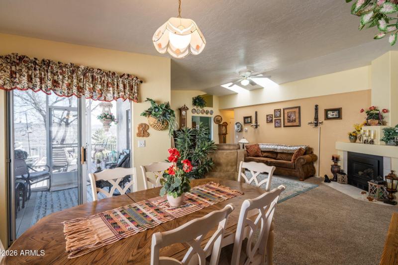 25-web-or-mls-1804-reading-ln