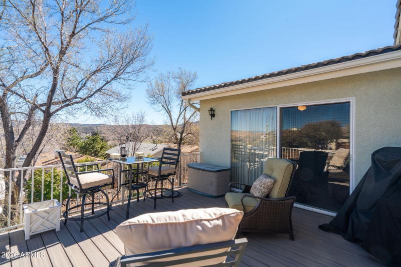 37-web-or-mls-1804-reading-ln