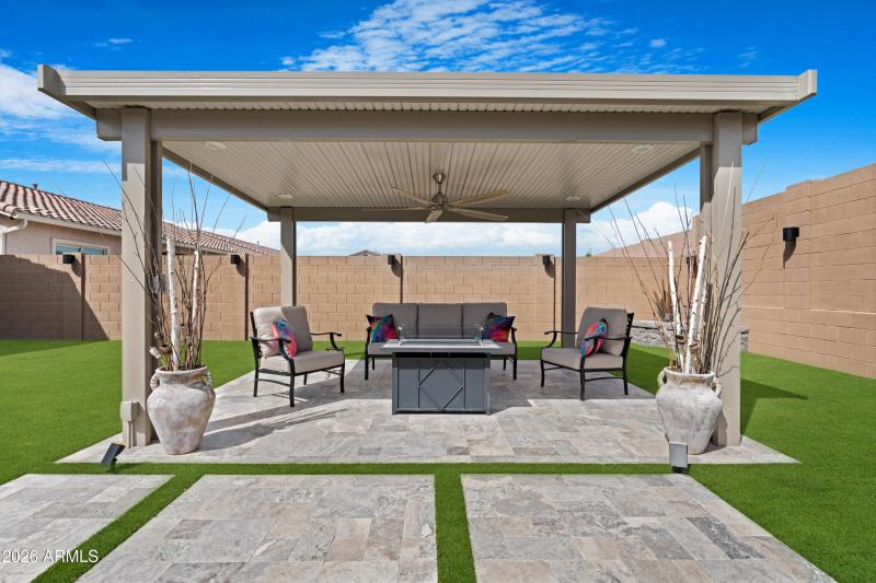 Backyard Pergola w/firepit