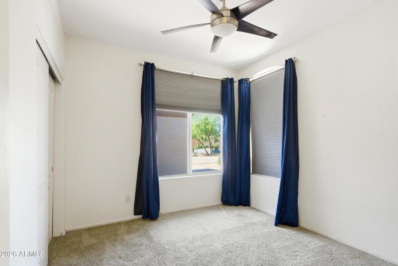 22_1645 e orangewood st-22