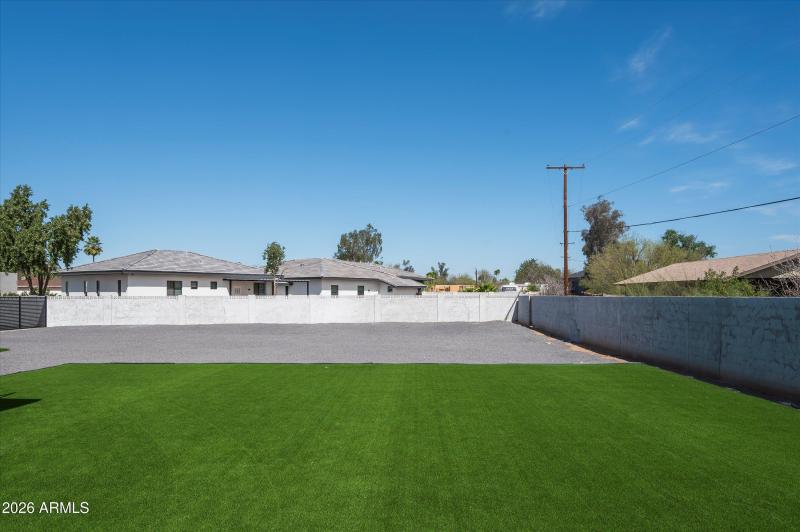 12209 N 65th Place Scottsdale, AZ 85254