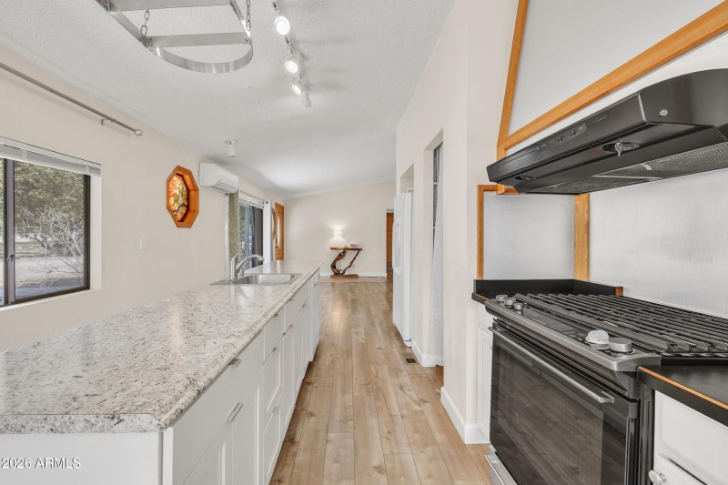 unit c - kitchen w appliances