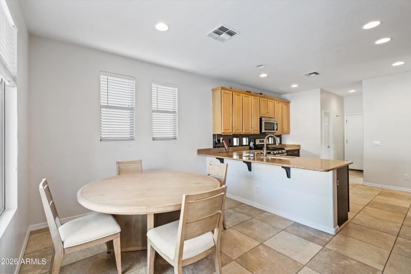 16-Breakfast Nook to kitchen