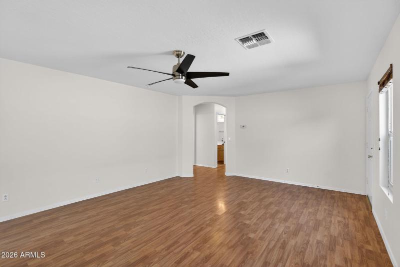 5-web-or-mls-25W Silver Creek Ln