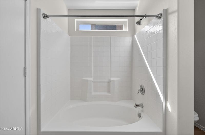 16-web-or-mls-31W Silver Creek Ln