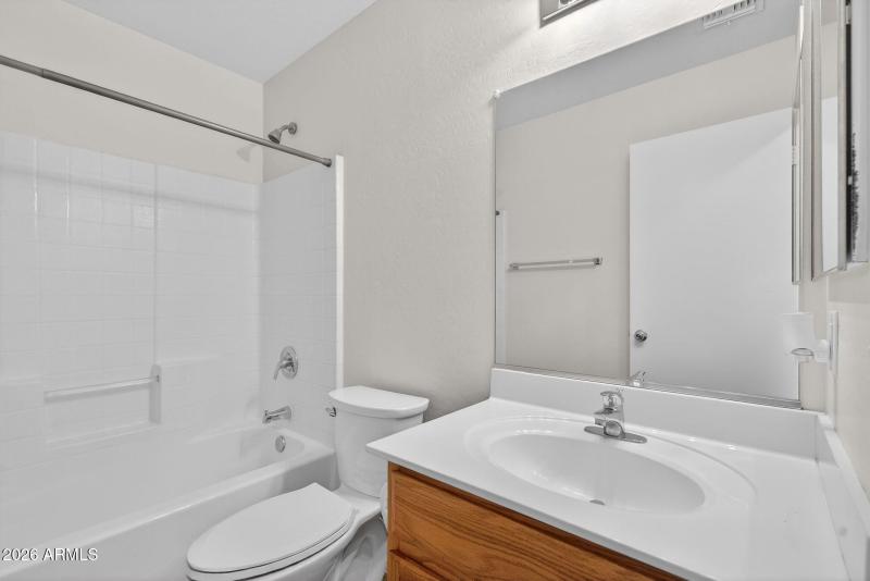 21-web-or-mls-40W Silver Creek Ln