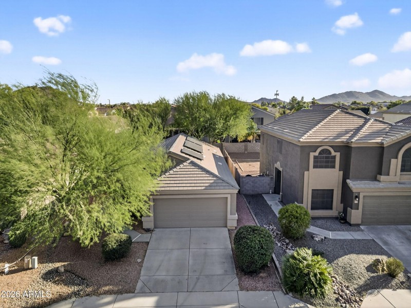 27-web-or-mls-06W Silver Creek Ln