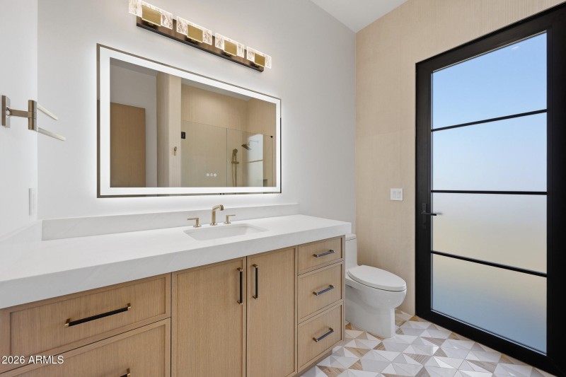 Guest Suite bathroom