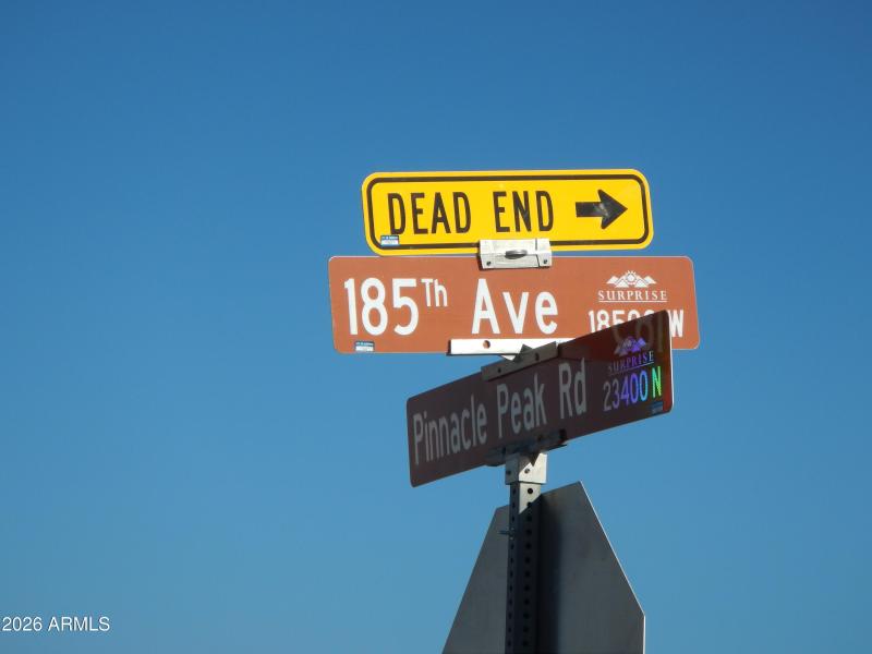 18525 W Pinnacle Peak RD