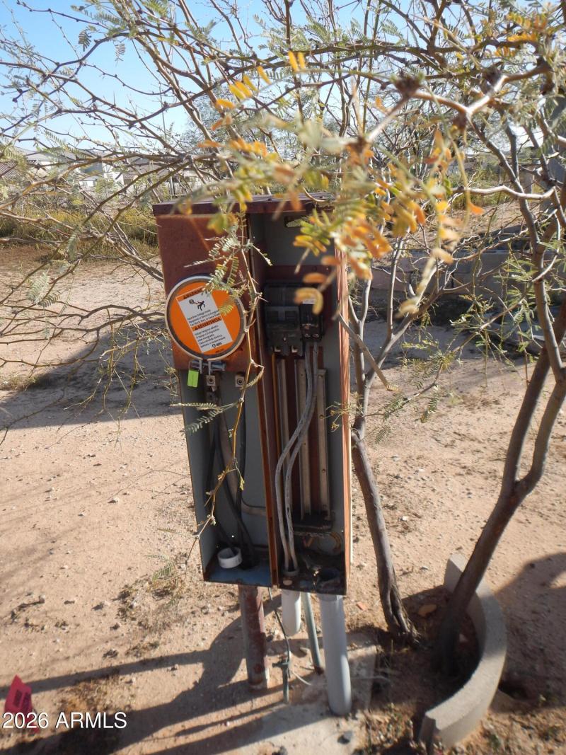 18525 W Pinnacle Peak RD