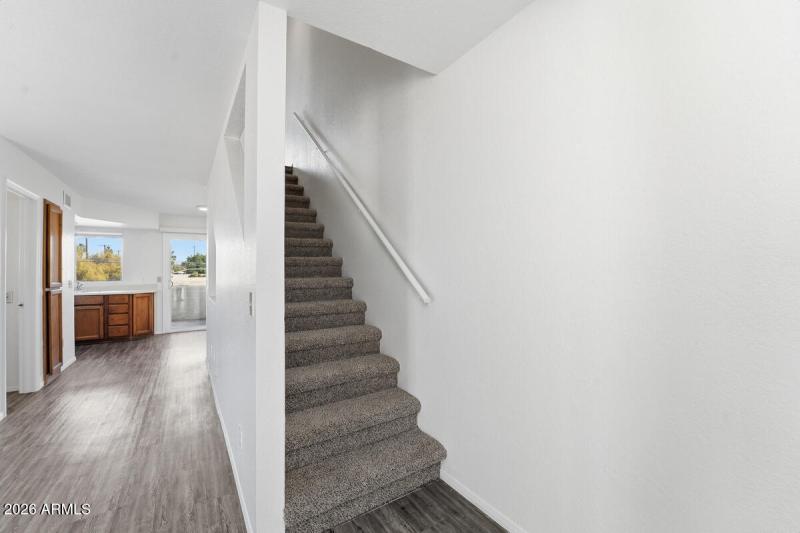 225 N Pomeroy APT 14-22