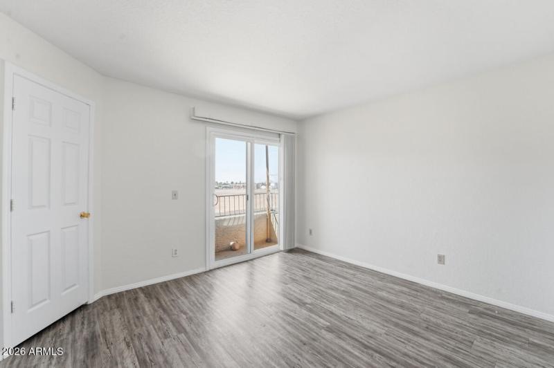 225 N Pomeroy APT 14-30