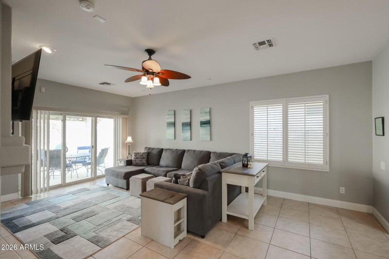 Light and bright main living