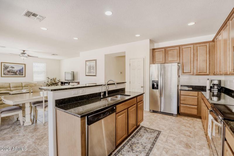 874 E Furness Dr - Web Quality - 012 - 1