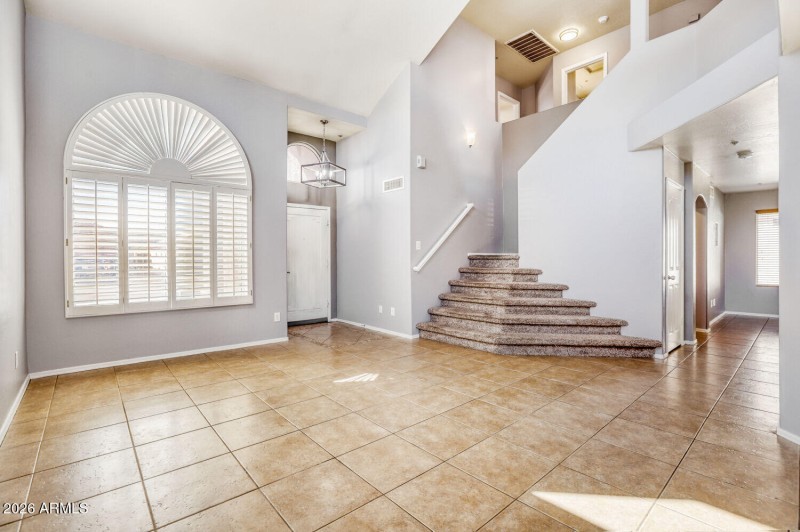 8782 e pinchot ave - Web Quality - 005 -