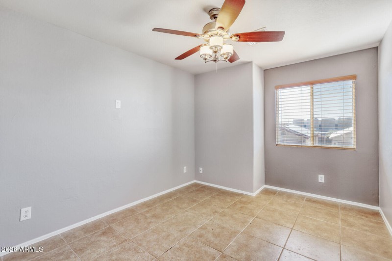 8782 e pinchot ave - Web Quality - 020 -