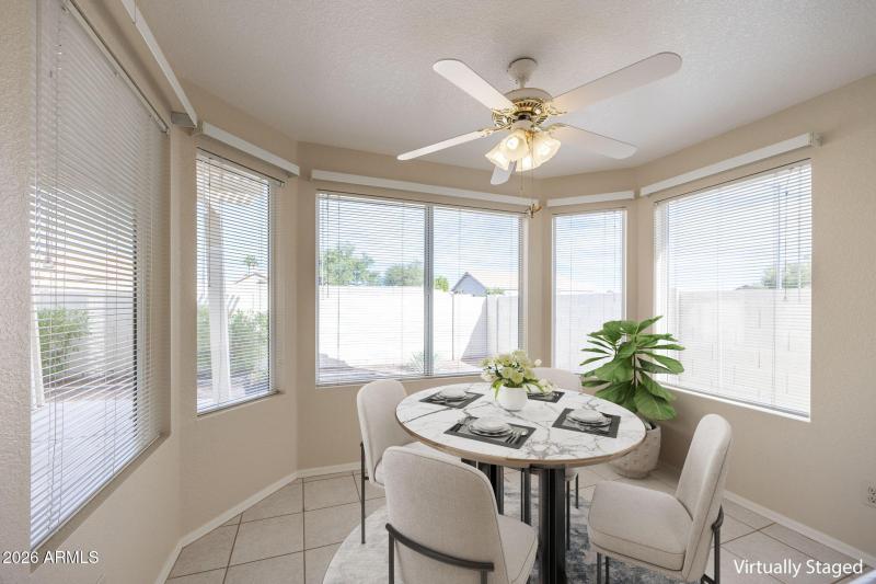 BREAKFAST NOOK VIRTUALLY STAGED